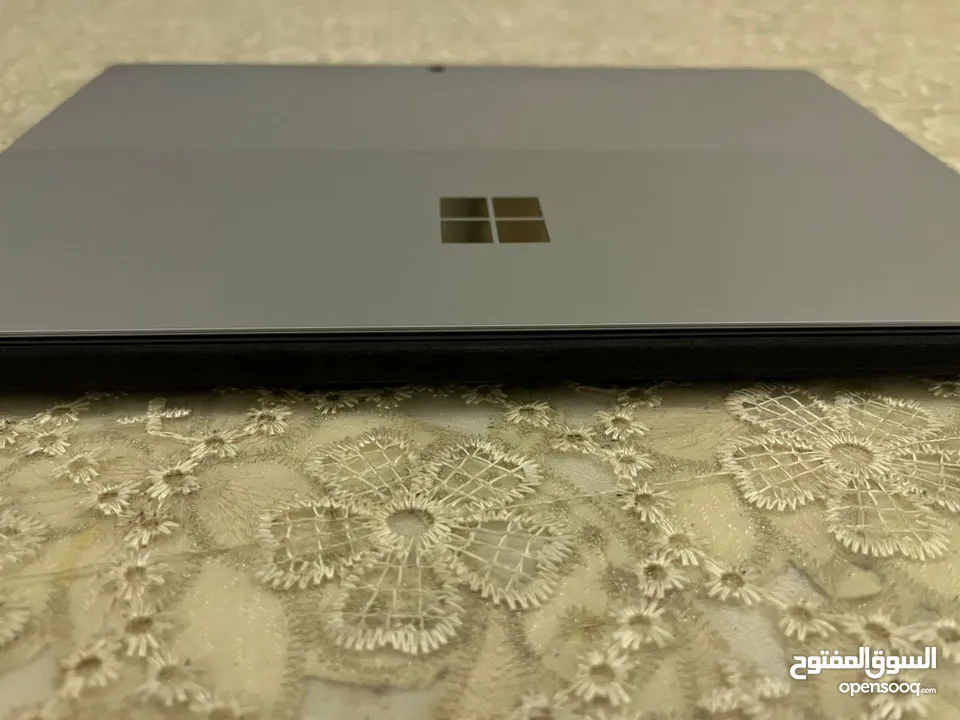Microsoft Surface Pro (5th Gen)