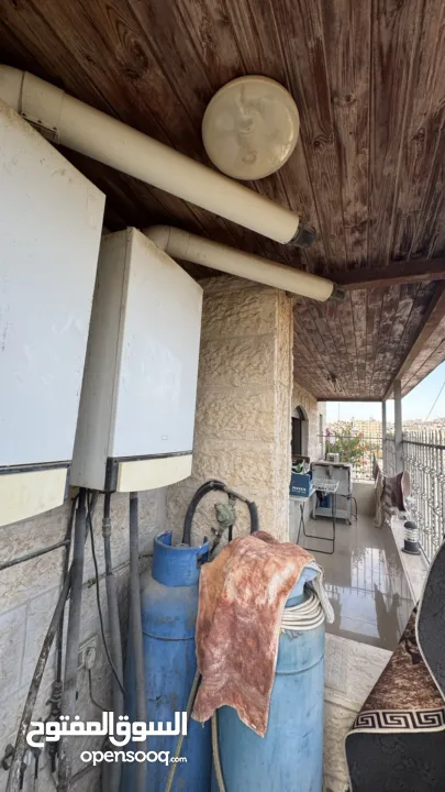 روف طابق كامل للبيع