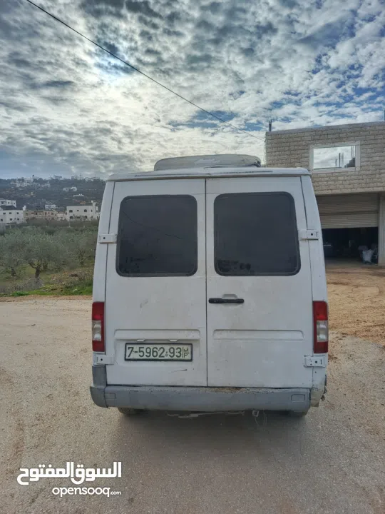 مرسيدس بينز 212