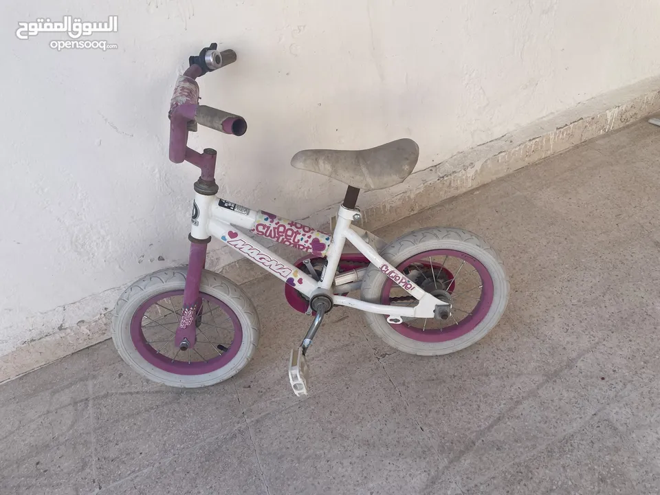 مطبخ  اطفال حاله ممتازة و بسكليت