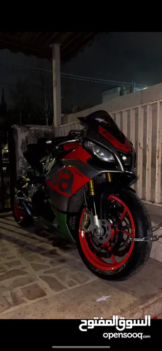 Aprilia rsv4rr 1000  Fore sale or trade