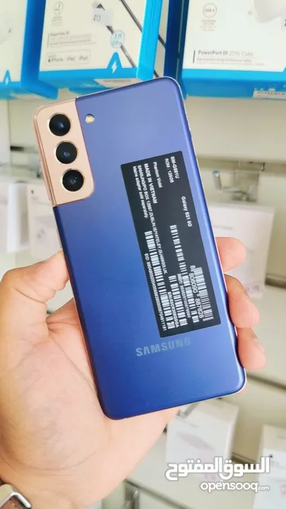 عرض خااص : Samsung S21 256gb الهاتف نظيف جدا بدون اي شموخ و بدون اي مشاكل مع ملحقاتة و بأقل سعر