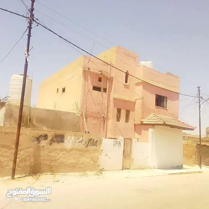 بيت طابقين للبيع مقابل مسجد التوبة