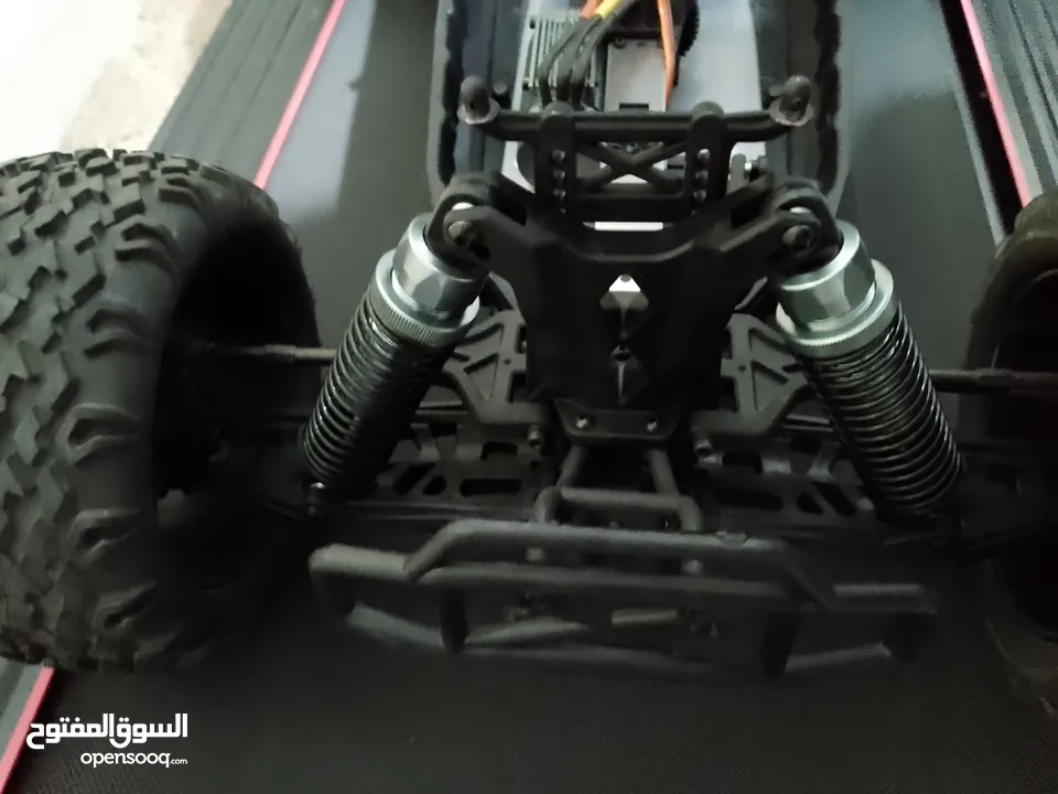 سيارات تحكم عن بعد rc