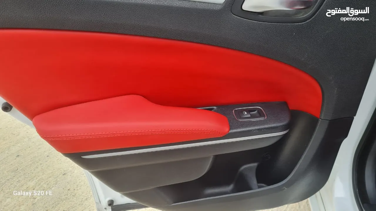 Dodge CHRYSLER 2020 V6 panorama