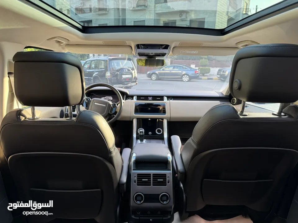 رينج روفر سبورت 2022 plug in