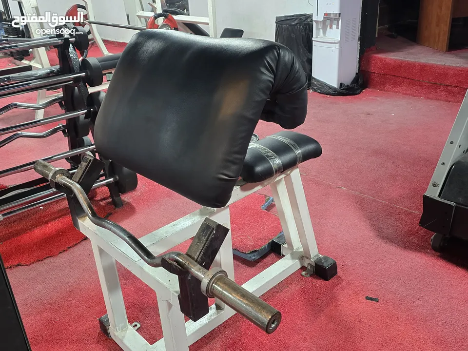 نادي رياضي كامل للبيع