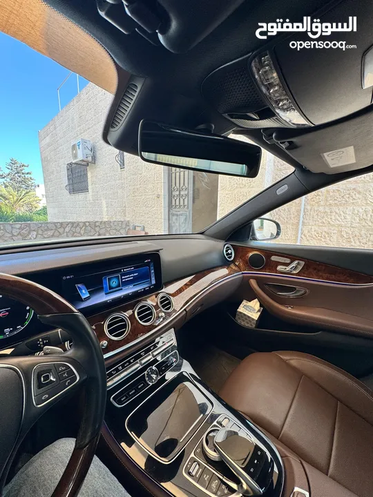 Mercedes E350e 2018 وارد الشركة غرغور و صيانة داخل الشركة