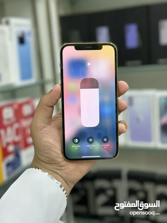 عرض خااص : iPhone 12 pro 256gb هواتف بحالة الوكالة بدون اي شموخ أو مشاكل مع ضمان و ملحقات و بأقل سعر