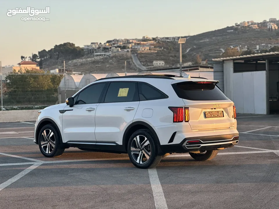 كايا سورينتو 2023 فل الفل  فتحة سقف بانوراما  4x4 ///240Hp بنزين + كهرباء  ( Haybrid) 1600cc