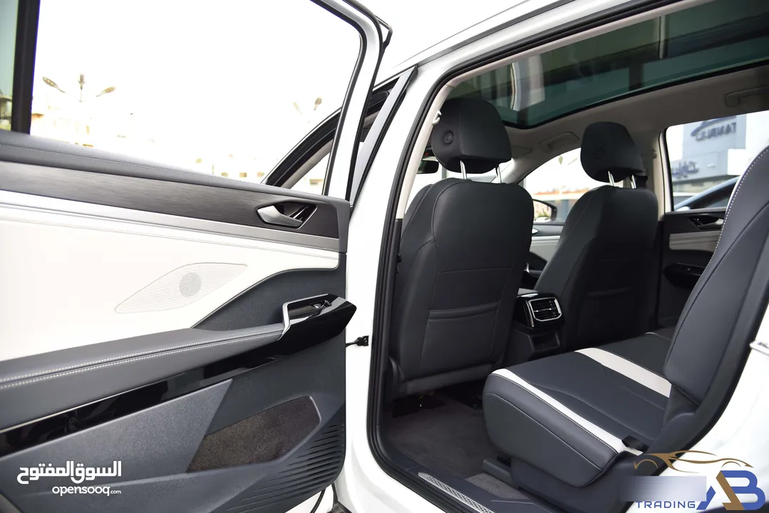 فولكس فاجن ID.6 كروز بيور بلس كهربائية بالكامل 2022 Volkswagen ID.6 Crozz Pure + SUV EV