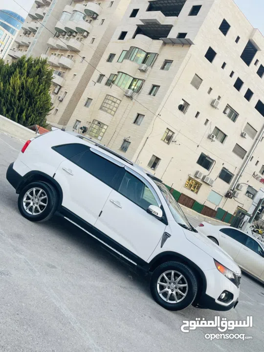 كيا سرانتو 2012