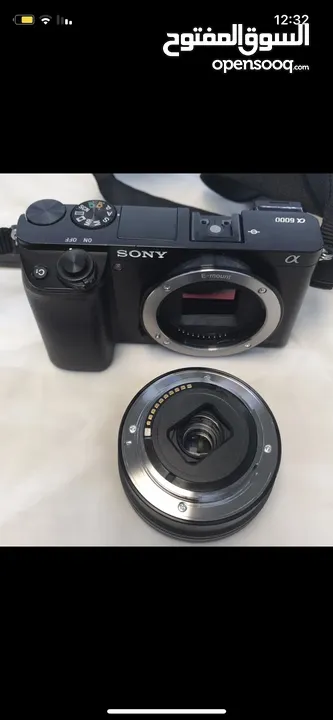 Camera sony a6000 with lens