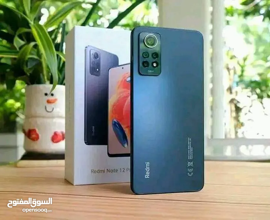 مستعمل اخو الجديد Not 12 pro رام 16 جيجا 256 أغراضة والكرتونه الأصلية متوفر توصيل