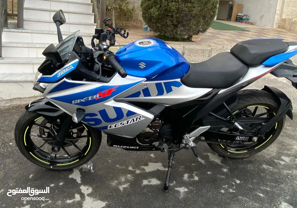 سوزوكي جكسر gixxer 250