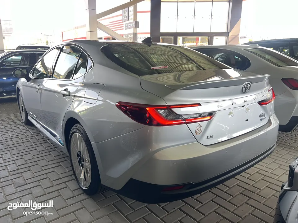 TOYOTA CAMRY 2025 ( معرض الحضر )