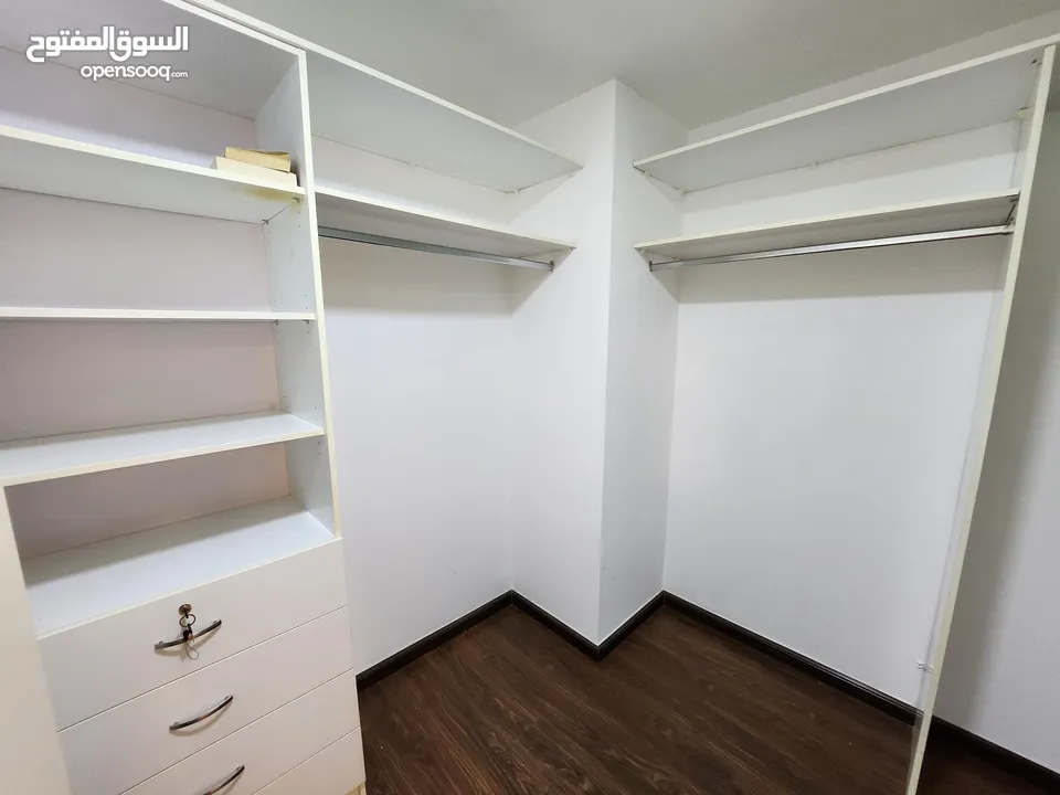 شقة شبة مفروشة للإيجار  ( Property 39542 )-175046910