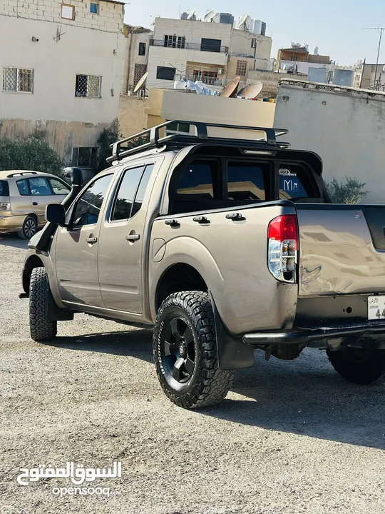 بك اب نيسان نيفارا 2015 للبيع
