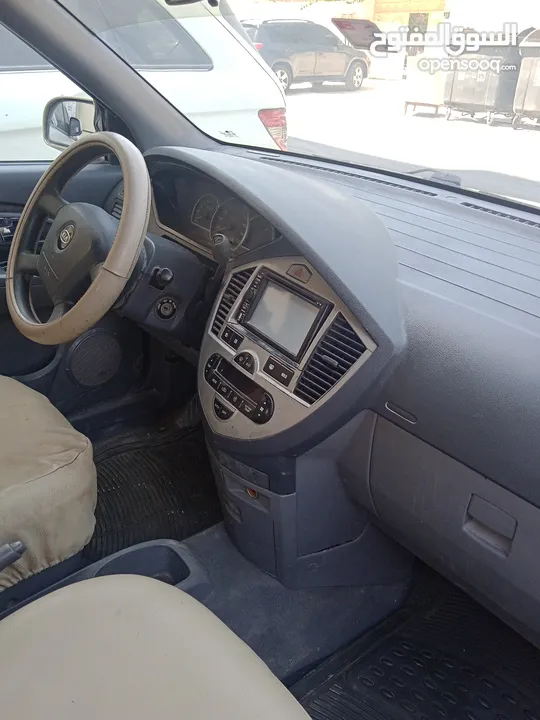 Kia كارينز 2006