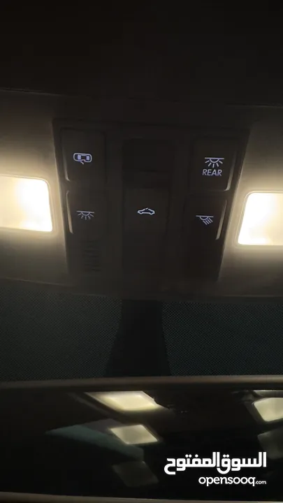 E GOLF 2019 50k km  اي جولف 2019 ممشى 50 الف كيلو فقط  السياره بحاله ممتازه و لا تحتاج شيئ