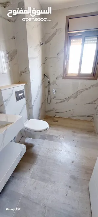 شقة 170 متر مع حديقة 140 متر بالقرب من وسط رام الله