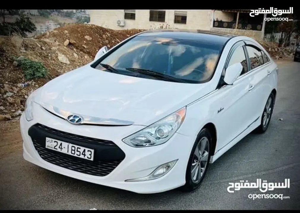 هيونداي سوناتا هايبرد أمريكي 2400 cc موديل  2012 فل عدا الفتحة للبيع أو بدل على سيارة كهرباء