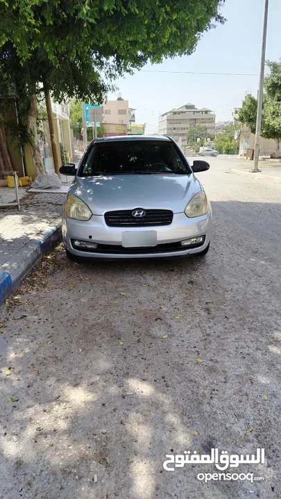 هونداي فيرنا 2006 مع كامل الإضافات الداخلية (شاشة، كاميرا، بلوتوث،)  باقي المواصفات في الوصف...