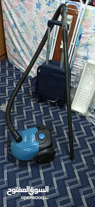 LG Turbo Z Vacuum Cleaner – Full Set with Accessories. Demand: 15 OMR – Give Best Offer & Takes It!.