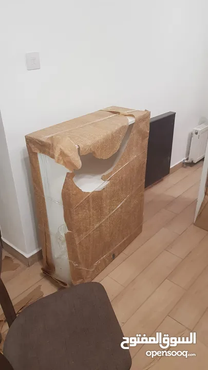 عفش محل للبيع مع متفرقات