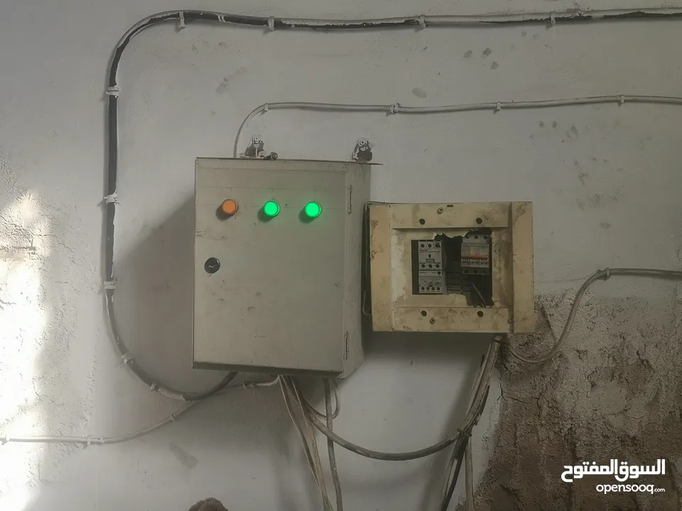 عدة محطه بناشر وغسيل سيارات للبيع