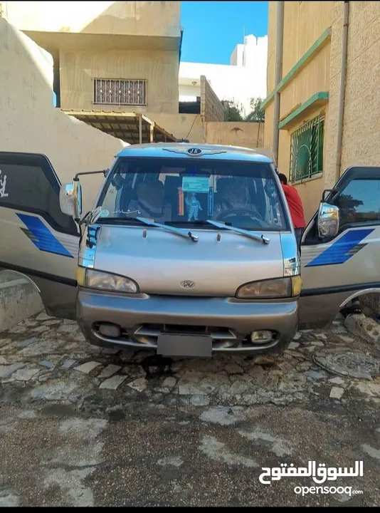 باص h100 للبيع موديل 2001