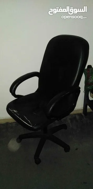 للبيع كرسي مكتب فخم مستعمل