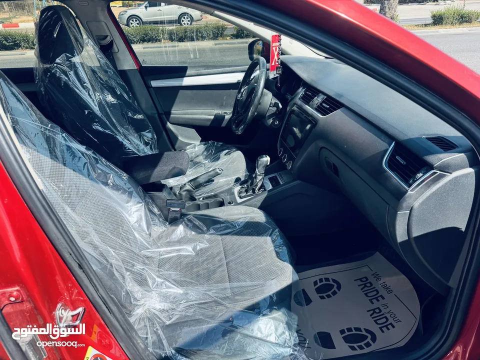 سكودا اوكتافيا بنزين 1400cc برايفيت اوتومات  2015/14  البيع فقط كاش
