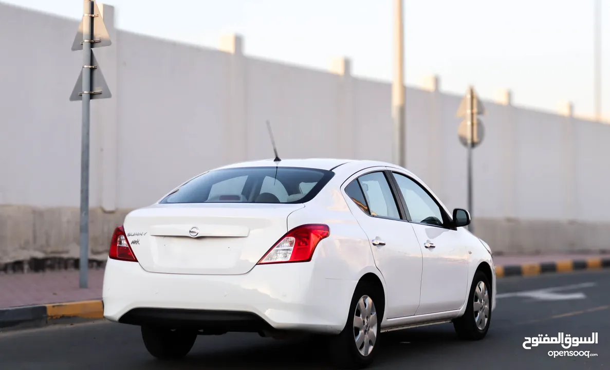 Nissan sunny 1.5L 2021 GCC accident-free in excellent condition, 619 P.M