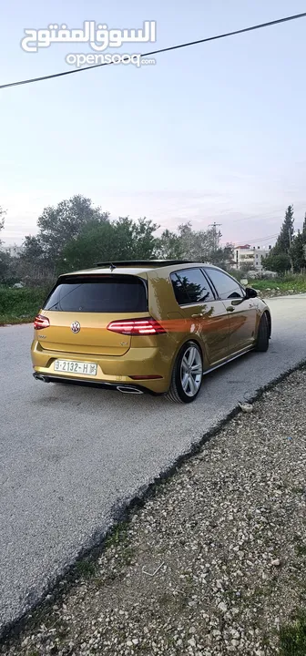 جولف ار لاين  R-line 2018