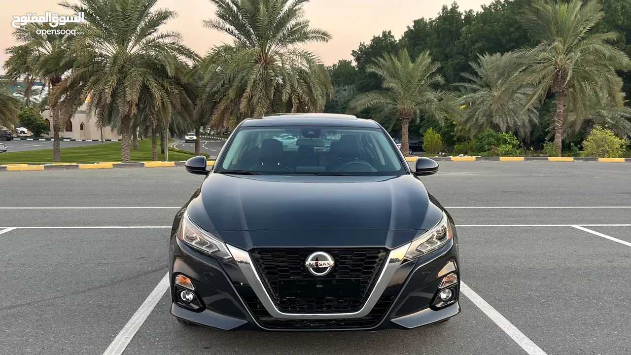 Nissan Altima 2022 only 1400km