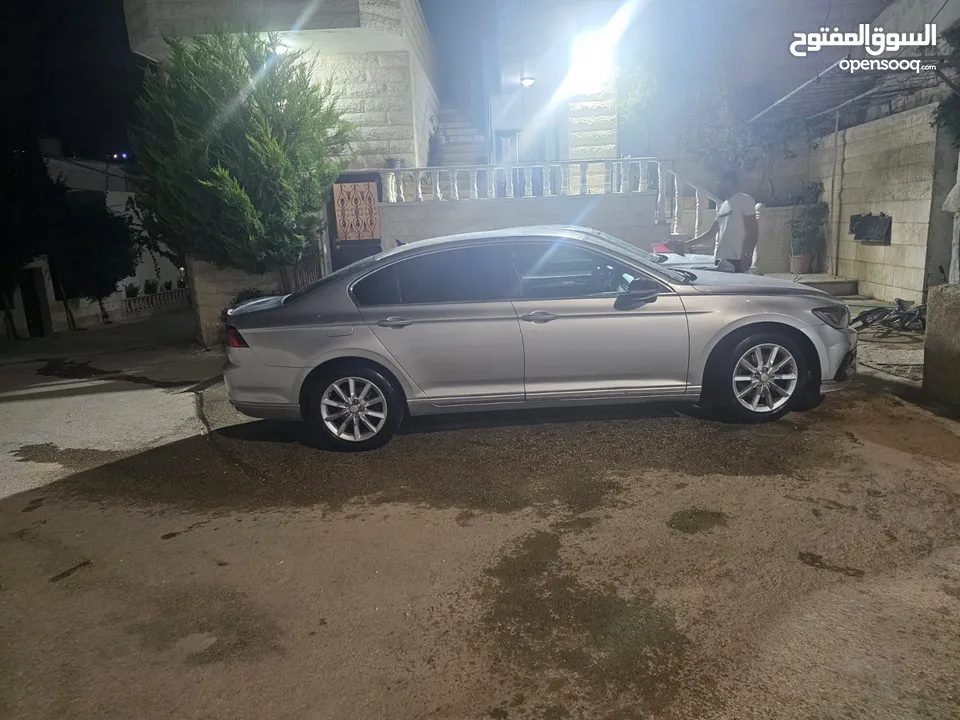 فولكس فايجن باسات