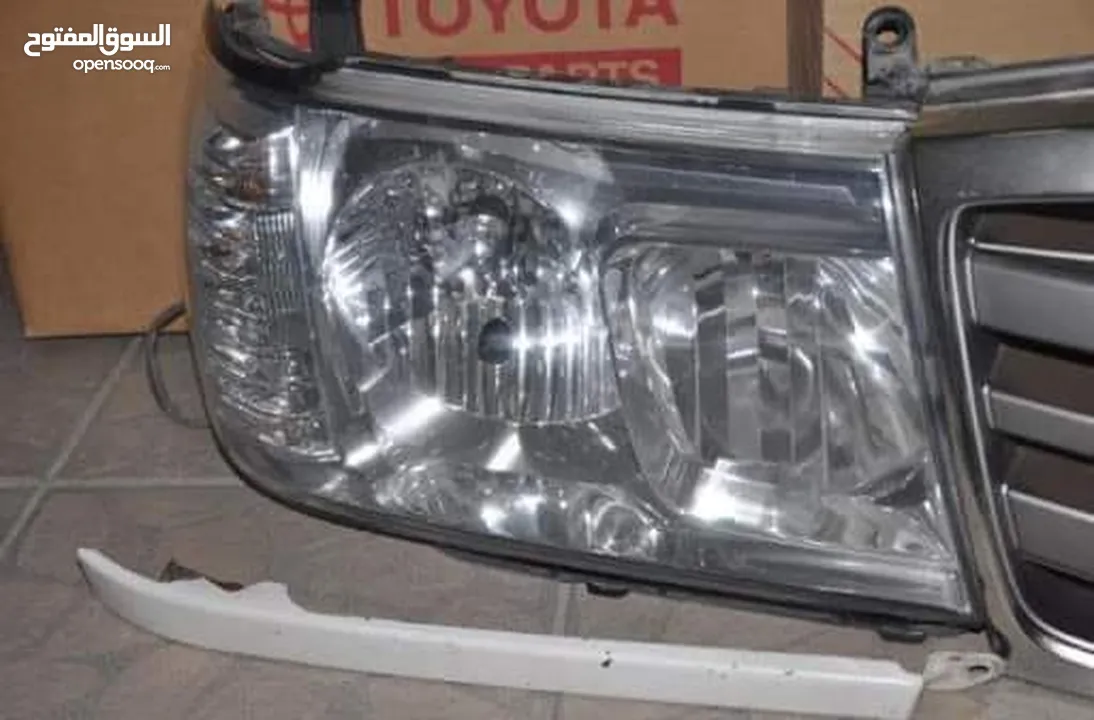 قطع غيار لاندكروزر  من موديل 2000 لغاية  2018