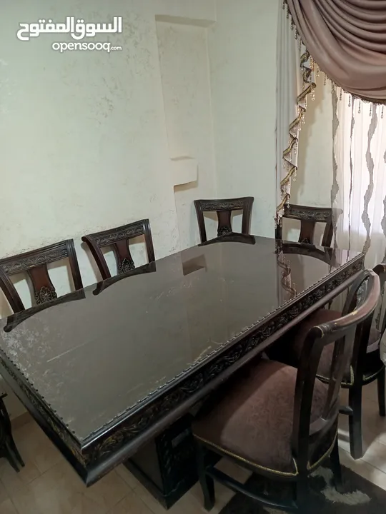 طاولة سفرة 6 كراسي مستعملة بحال الجديد