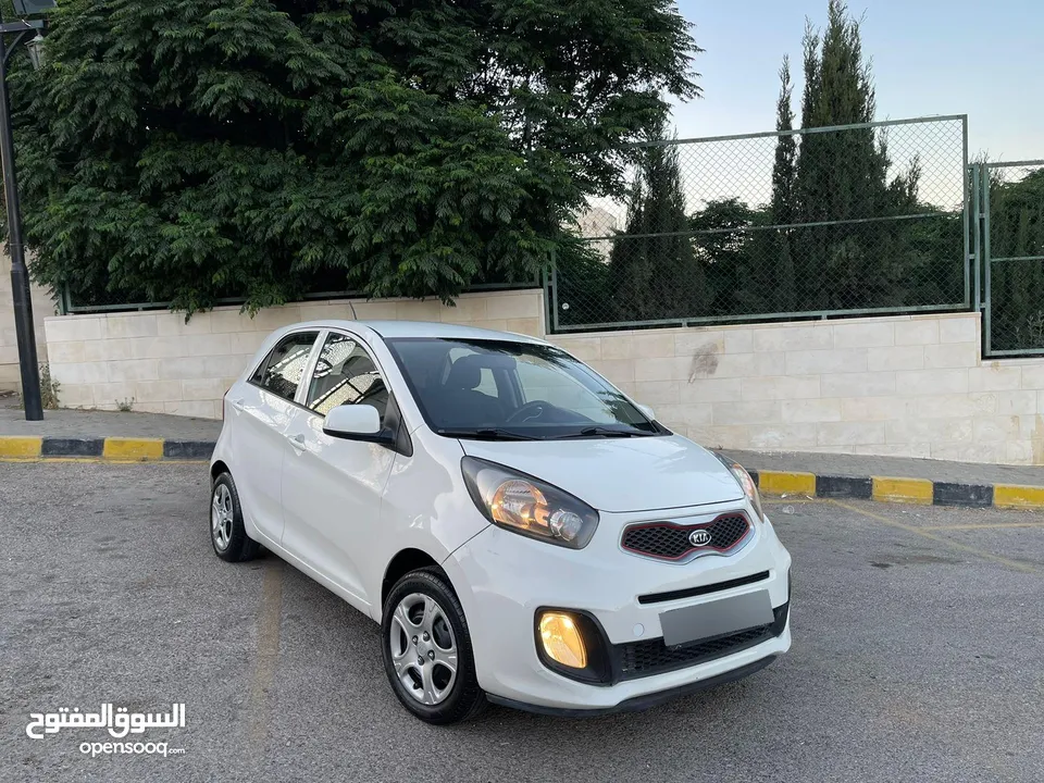 كيا بيكانتو 2015 بحالة الوكالة فحص كامل جير عادي  3 جيد 1 دقه على الراس