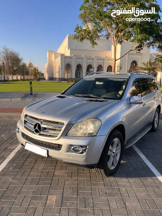 Mercedes Benz GL460