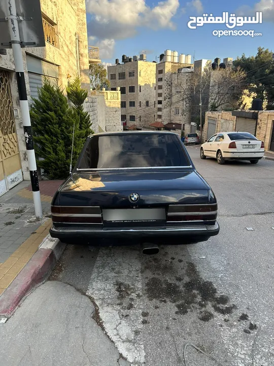 بي ام 518 1985 E28 فئة خامسة