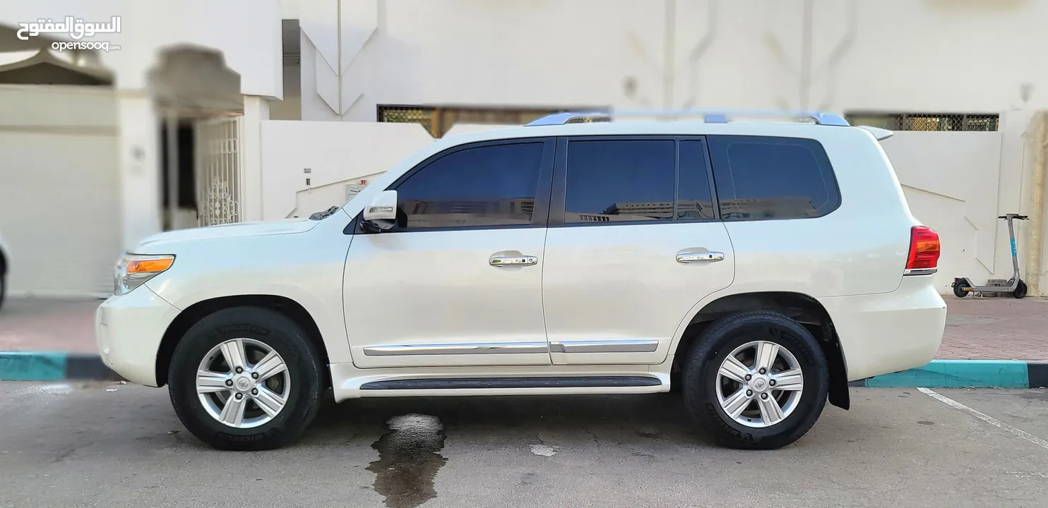 2014 Land Cruiser VXR Top 5.7l V8 Engine