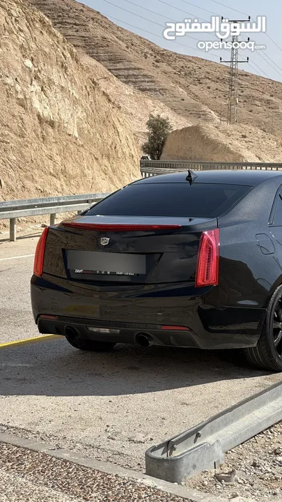 كاديلاك ATS المميزة