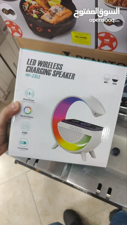 Led wireless charging speaker مكبر الصوتLED شحن لاسلكية بالحجم الكبير الاكبر في الأسواق .
