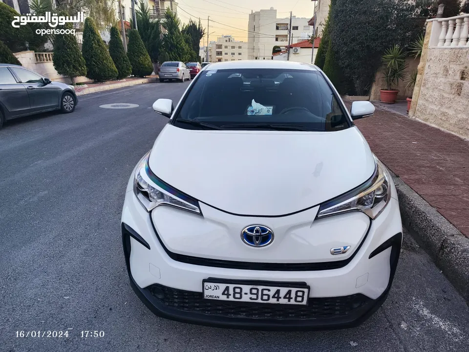 ليست للبدل أو الأقساط.TOYOTA C-HR 2021 كهرباء.ليثيوم.استخدام شخصي.فحص كامل