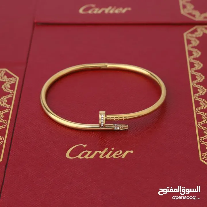 اسوارة كارتير مسمار زركون ذهبي – Cartier