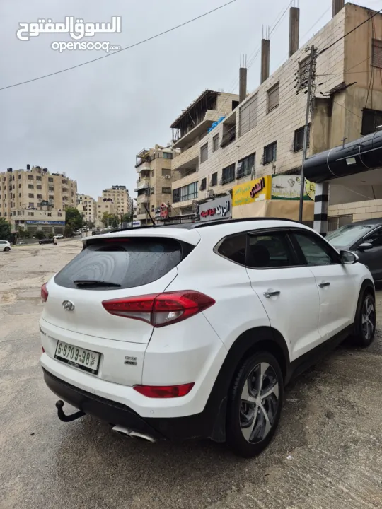 توسان 2017 فل مسكر  4×4