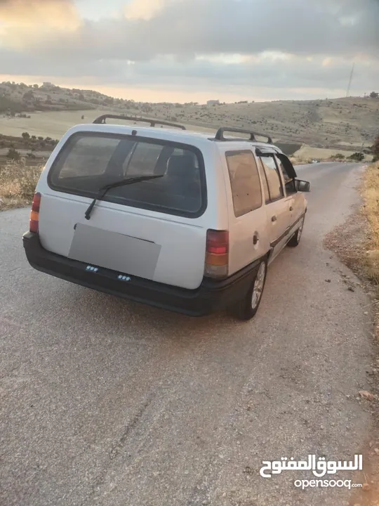 اوبل كدت ستيشن موديل 88 محرك 1600 انجكشن فحص قير عادي مرخصه ترخيص طويل