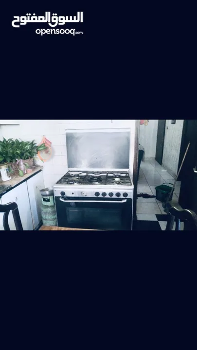 فرن غاز مستعمل بحاله جيده حدًا الفرن من الداخل جديد
